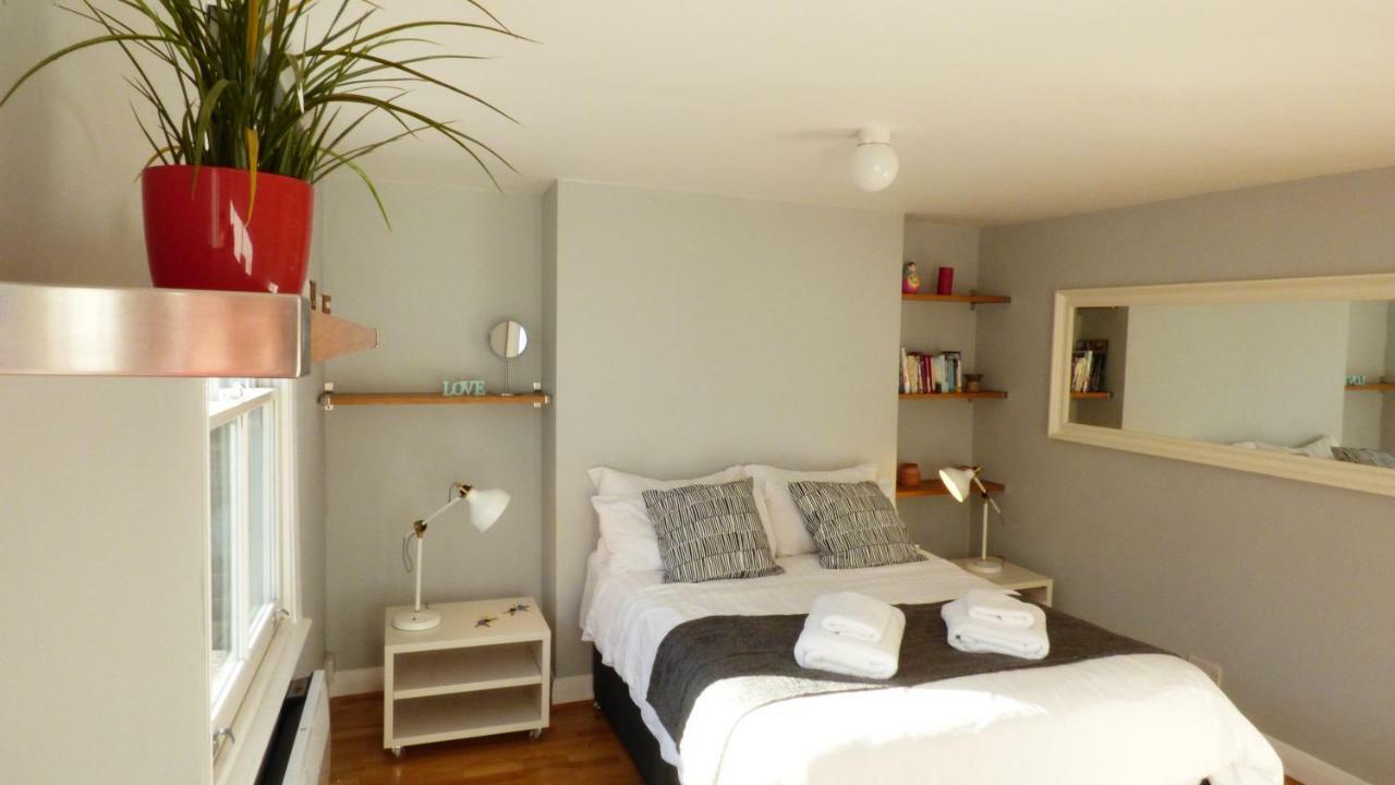 Trendy 2 Bedroom In Vibrant Shoreditch, Zone 1 Free Wifi - Sleeps 4+2 Londra