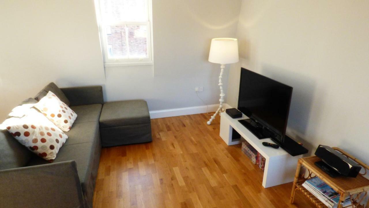Trendy 2 Bedroom In Vibrant Shoreditch, Zone 1 Free Wifi - Sleeps 4+2 Londra