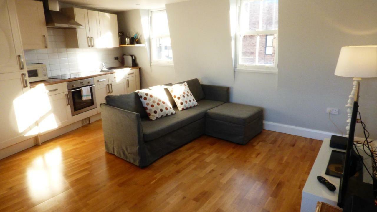 Trendy 2 Bedroom In Vibrant Shoreditch, Zone 1 Free Wifi - Sleeps 4+2 Londra
